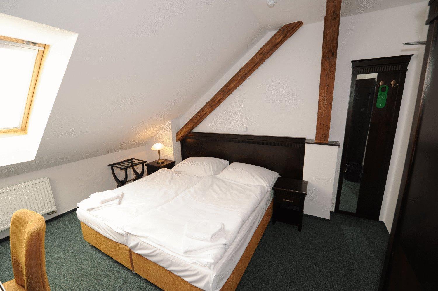 Hotel U Zeleneho Stromu Nepomuk ภายนอก รูปภาพ