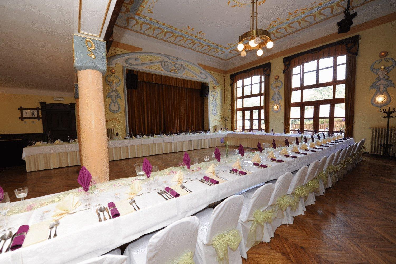 Hotel U Zeleneho Stromu Nepomuk ภายนอก รูปภาพ