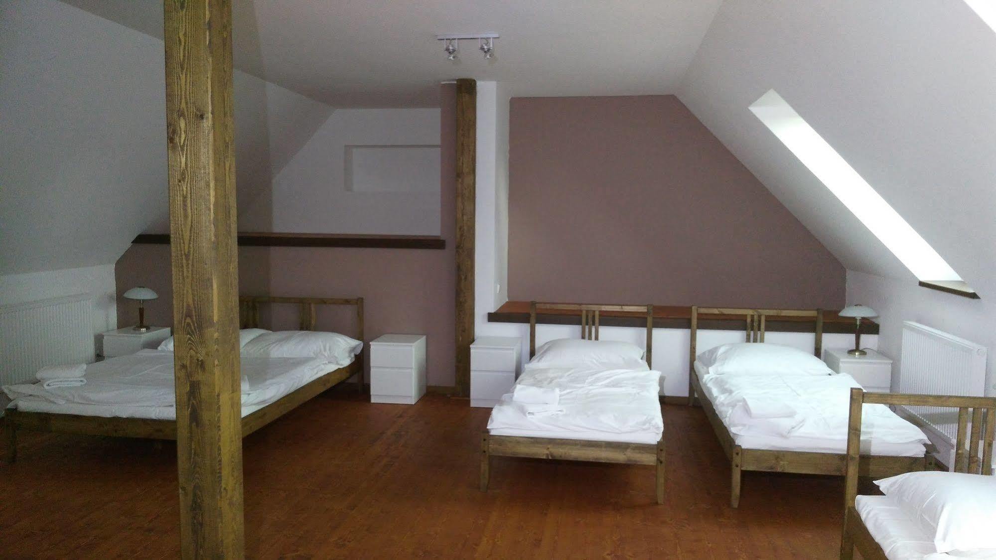 Hotel U Zeleneho Stromu Nepomuk ภายนอก รูปภาพ